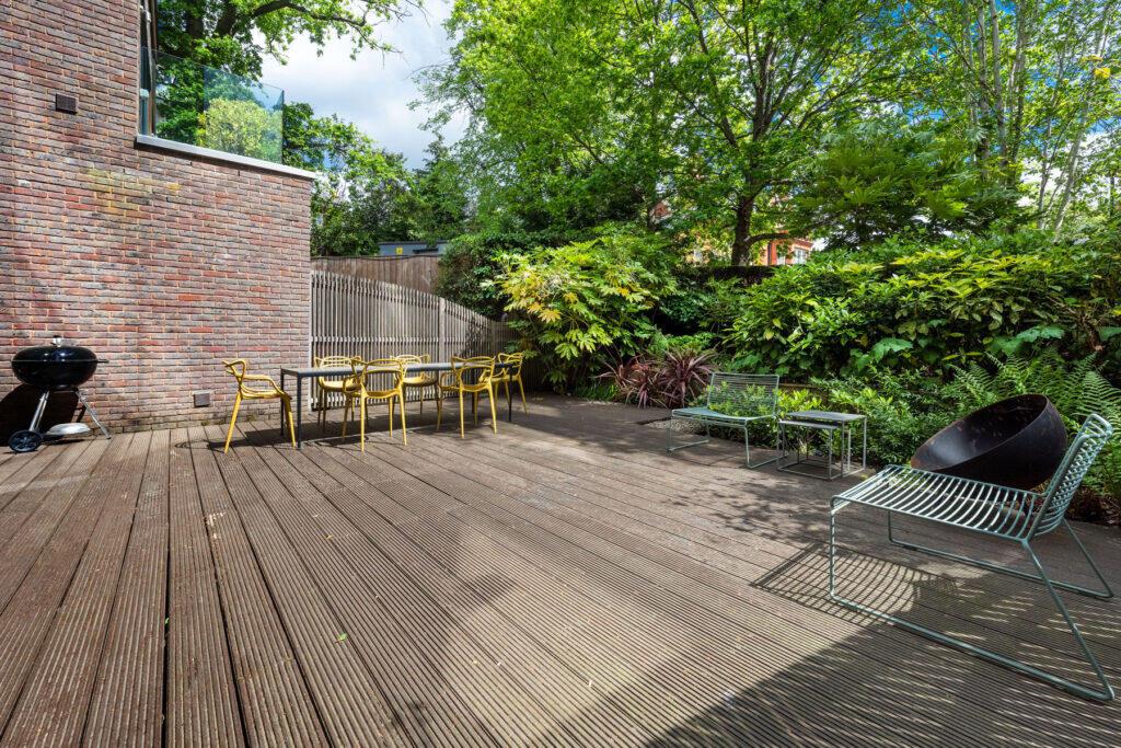 House Tercelet Terrace in Greater London