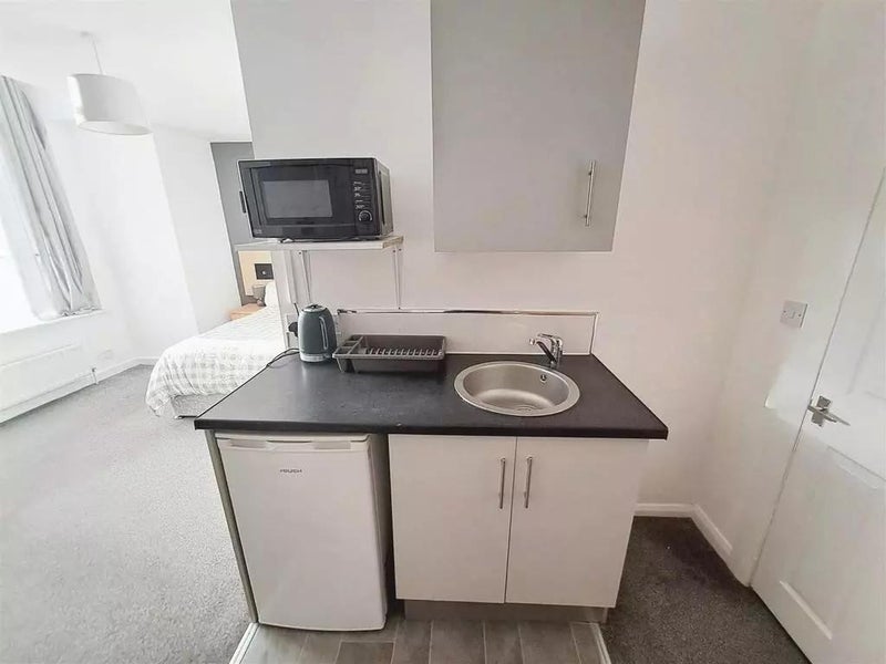 Room Waterloo Road in Newsham