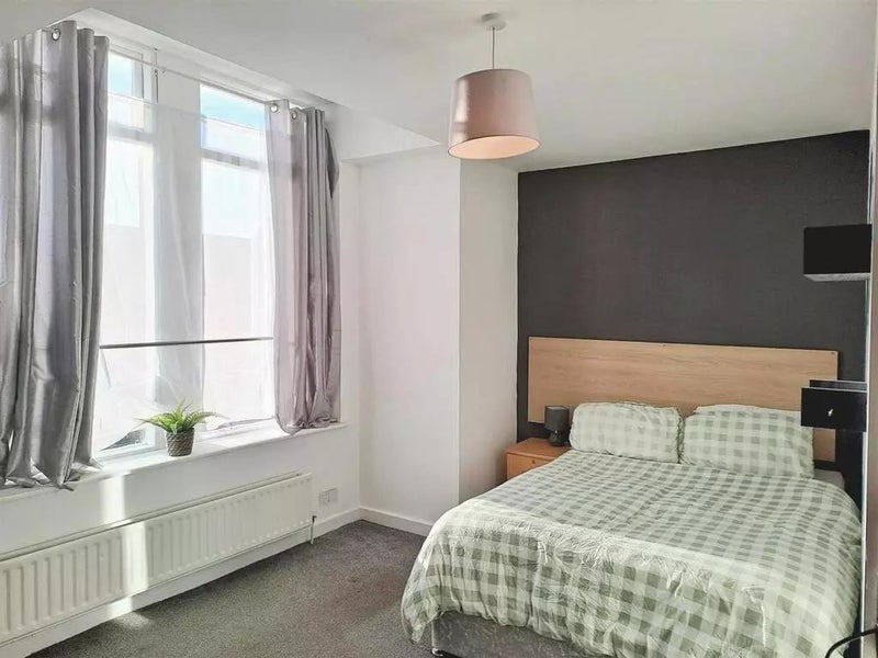 Room Waterloo Road in Newsham