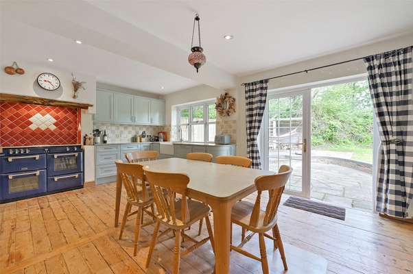 House Hollybush Lane in Basingstoke and Deane