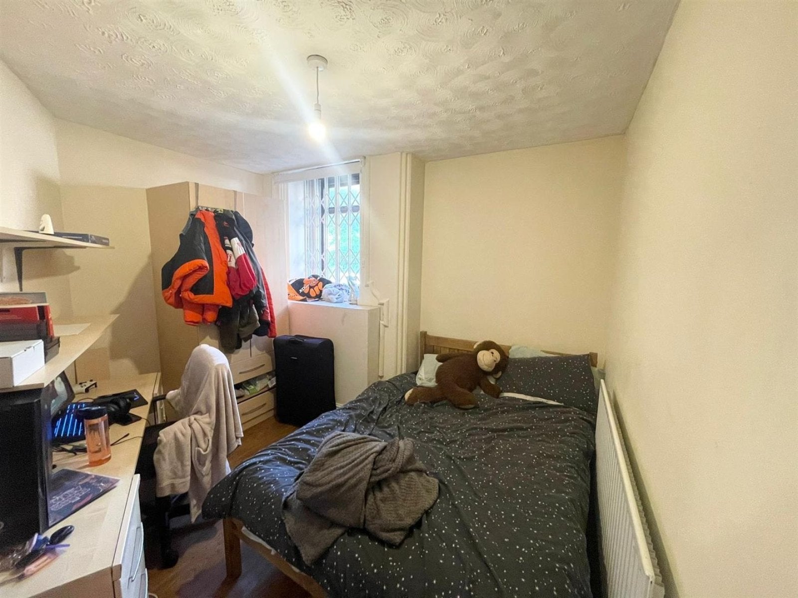 Flat Annesley Grove in Nottingham