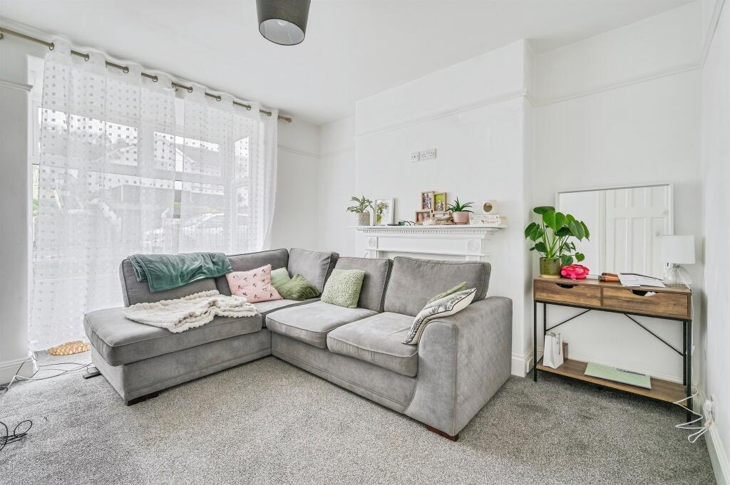 Flat Merafield Road in Plymouth
