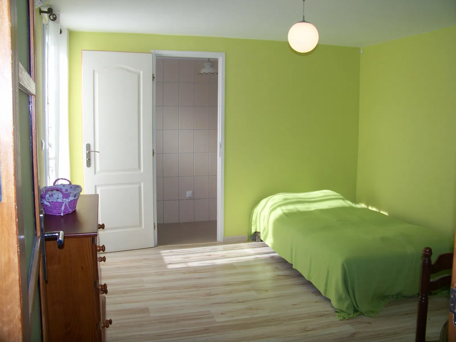 Chambre Ancien Chemin d'Eyragues à Châteaurenard
