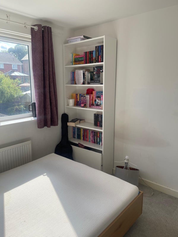 Room Opal Street in Chesterfield