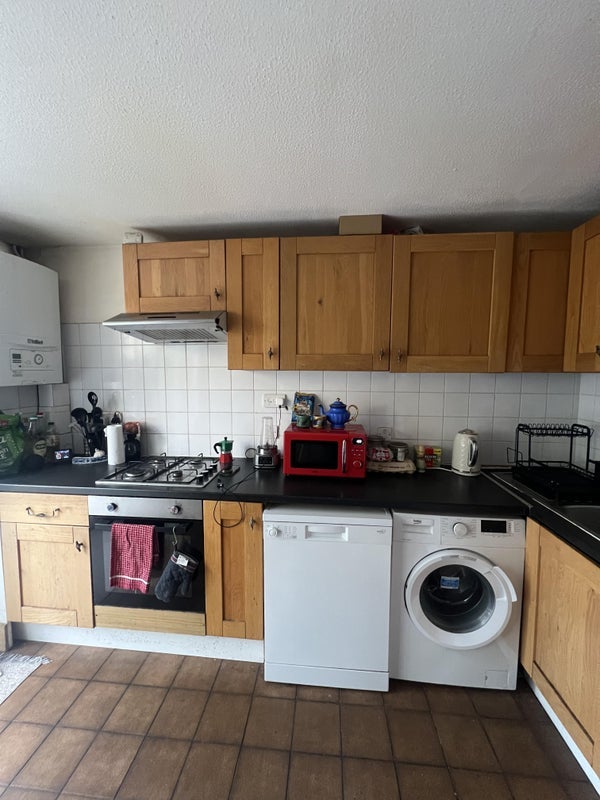 Room Bruce Road in Greater London