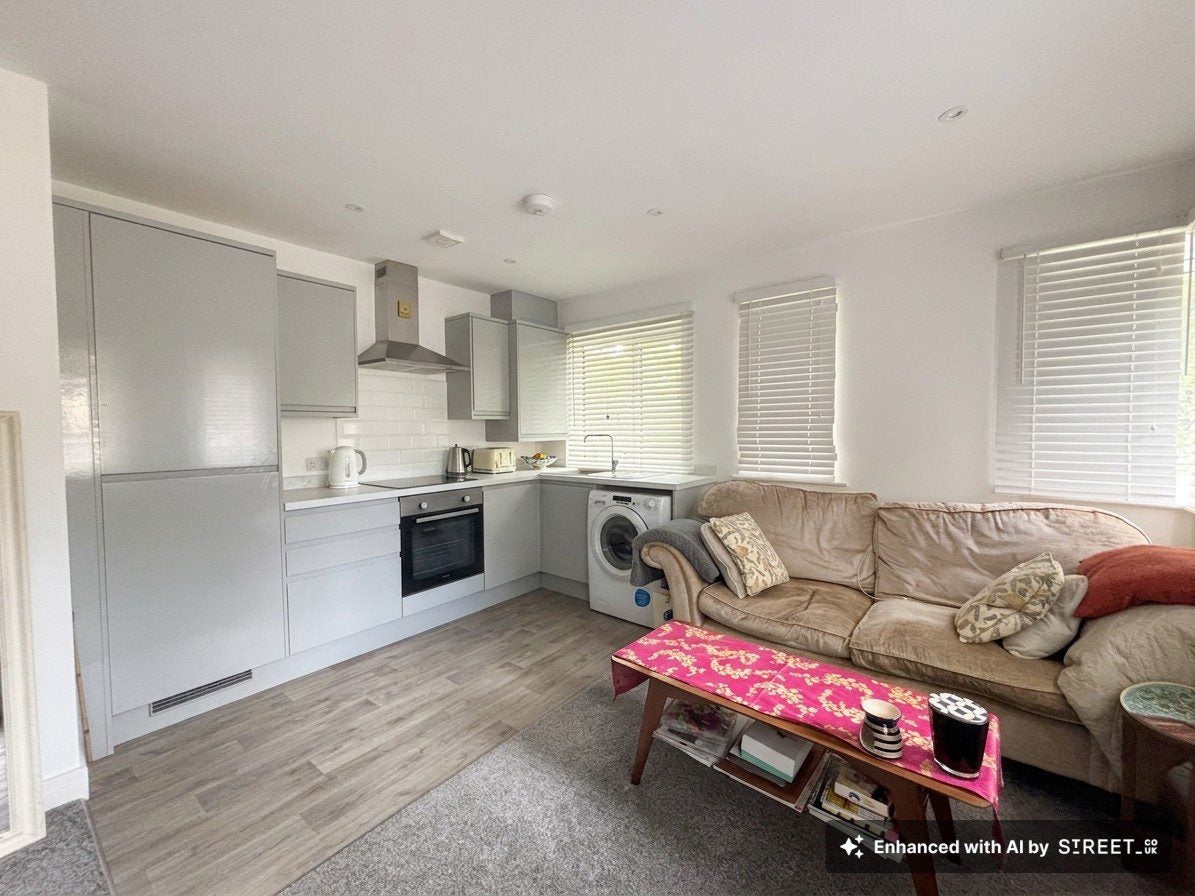 Flat Parklands in Winchester