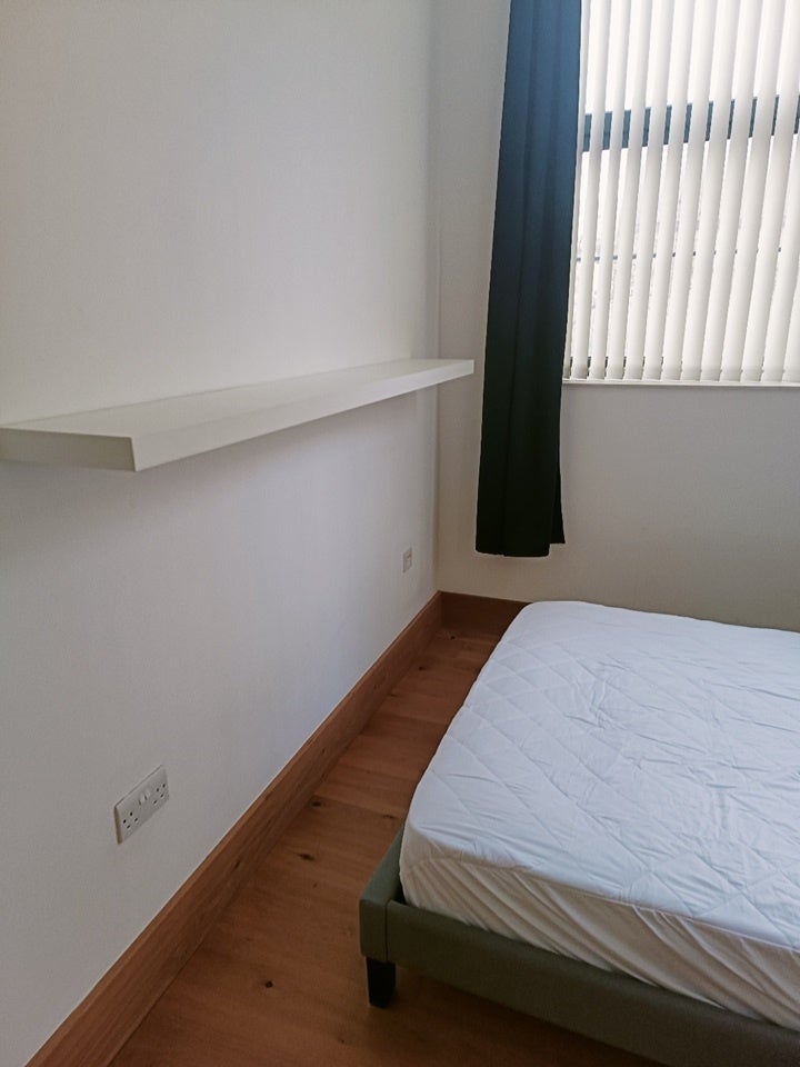 Room Exchange Square in Greater London