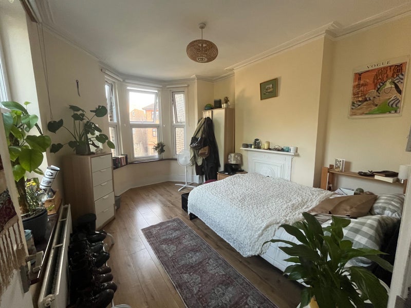 Room Paragon Mews in Greater London