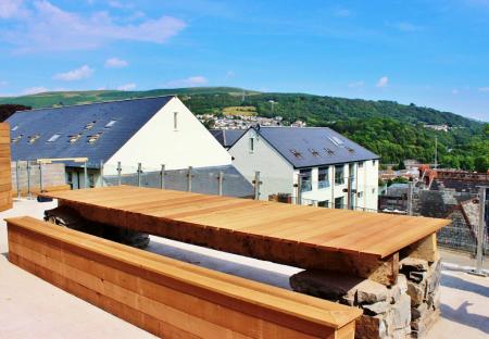 Flat Tyfica Road in Pontypridd