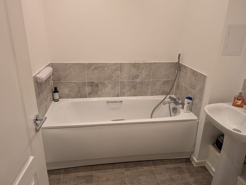 Room Sayers Way in Greater London