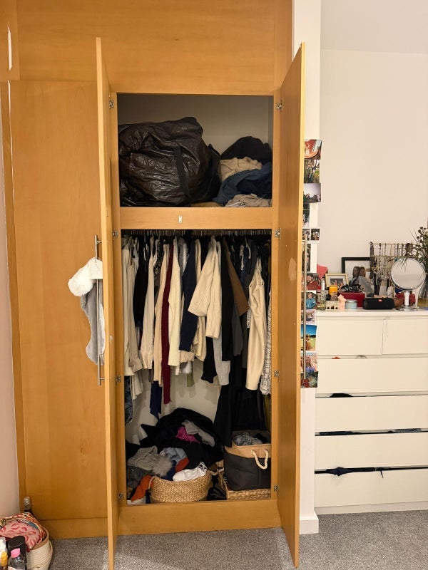 Room West Tenter Street in Greater London