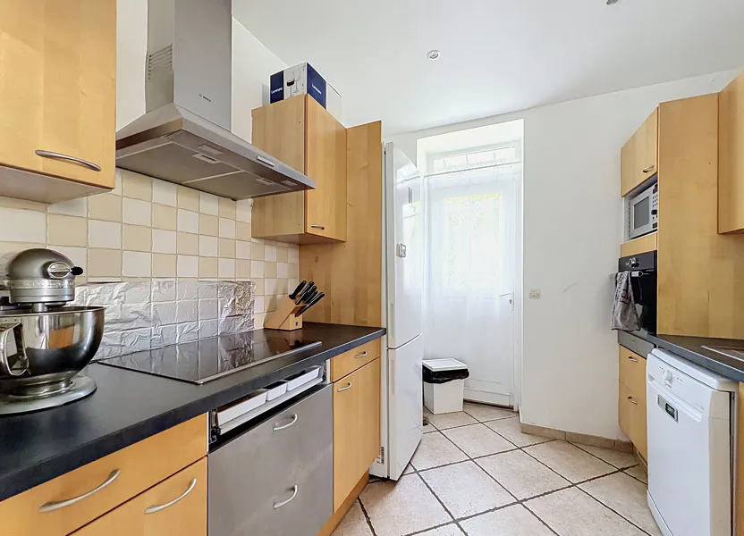 House Rue du Pas Saint-Maurice in Suresnes
