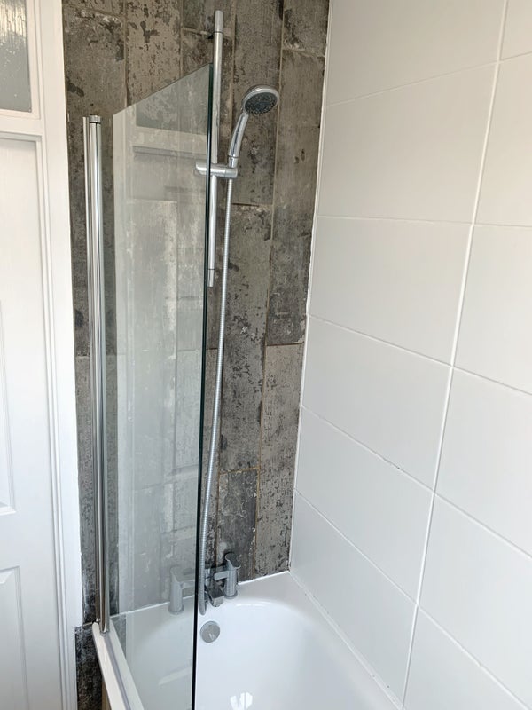 Room Amesbury Avenue in Greater London