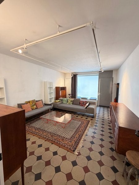 Flat Place Jean Jaurès in Marseille