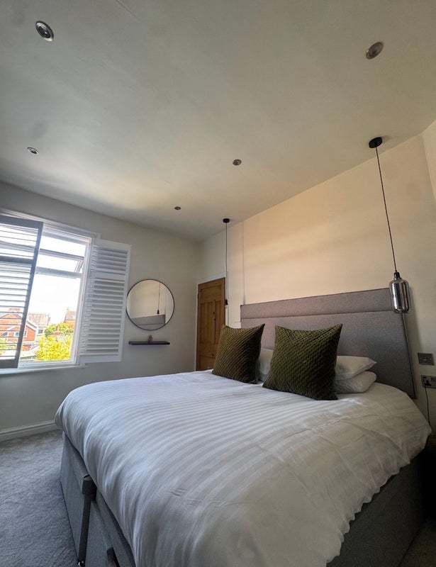 Room Seymour Road in Borough of Fylde