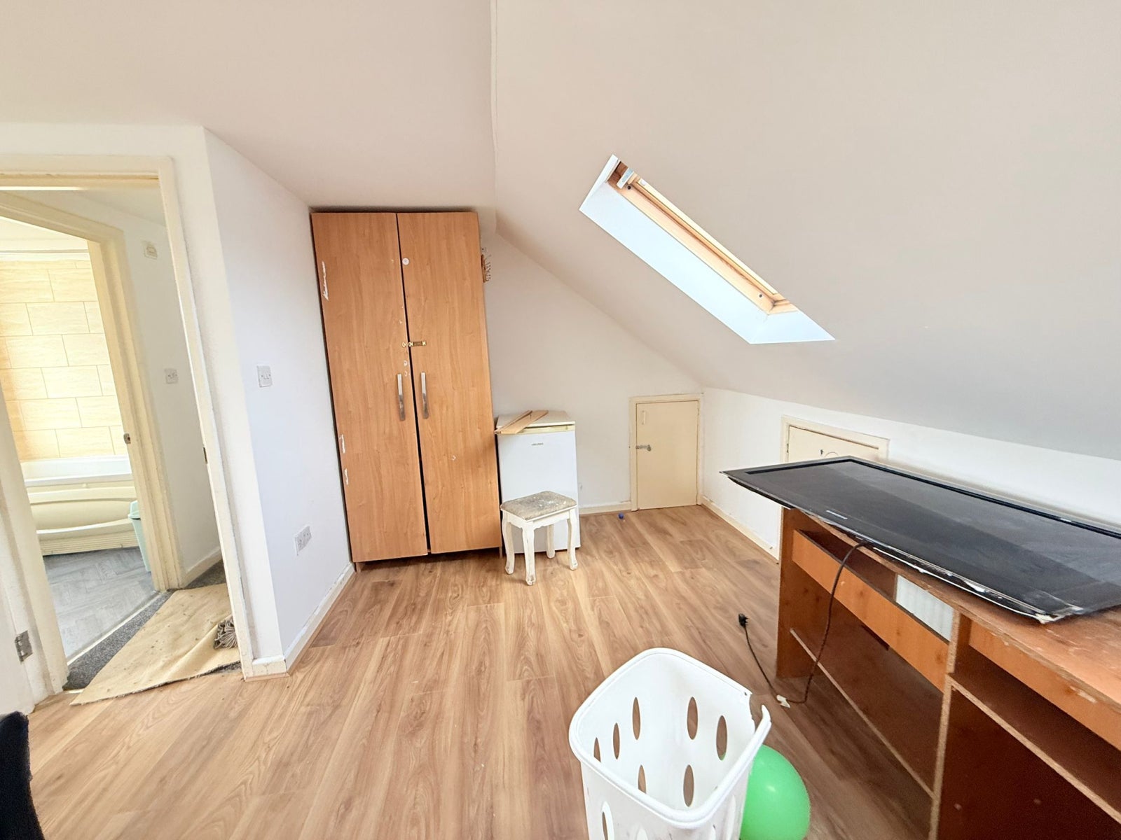 Flat Cranley Drive in Greater London