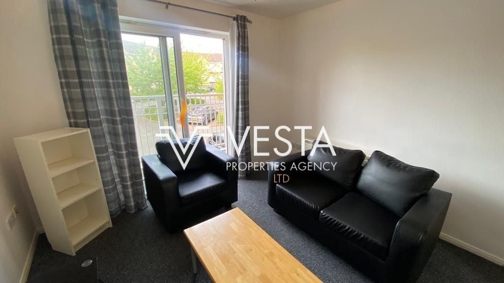 Flat Kilderkin Court in Coventry