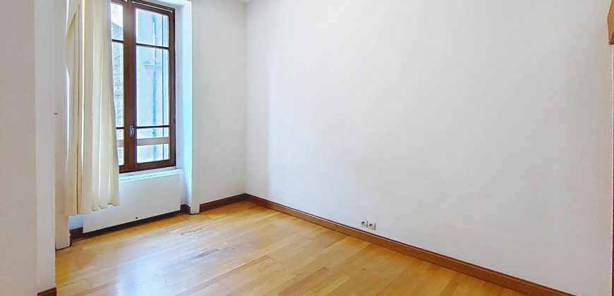Flat Rue Francis Chirat in Villeurbanne