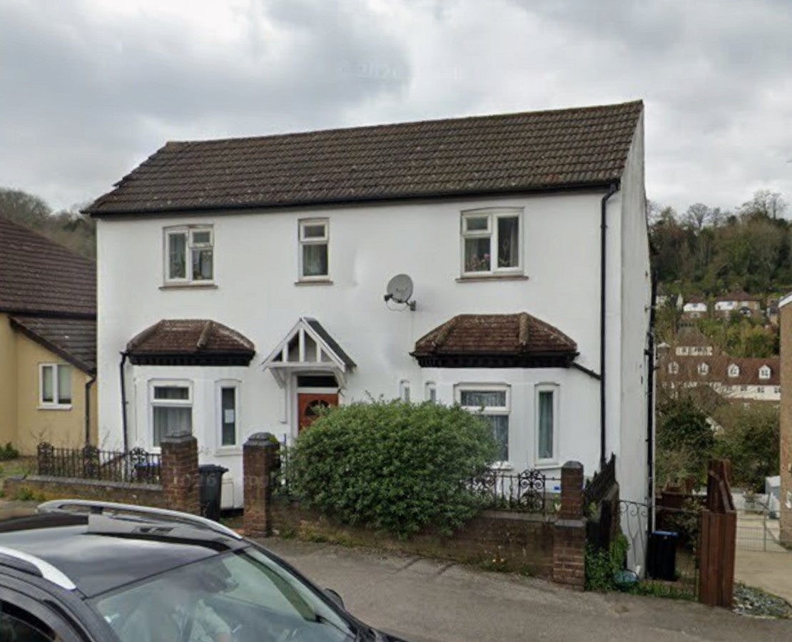 Flat Croydon Road in Caterham