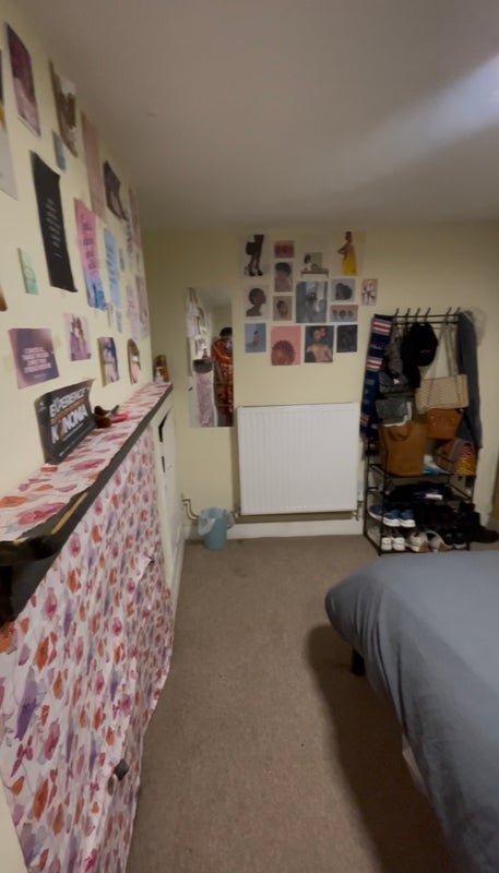 Room Sandy Hill Road in Greater London