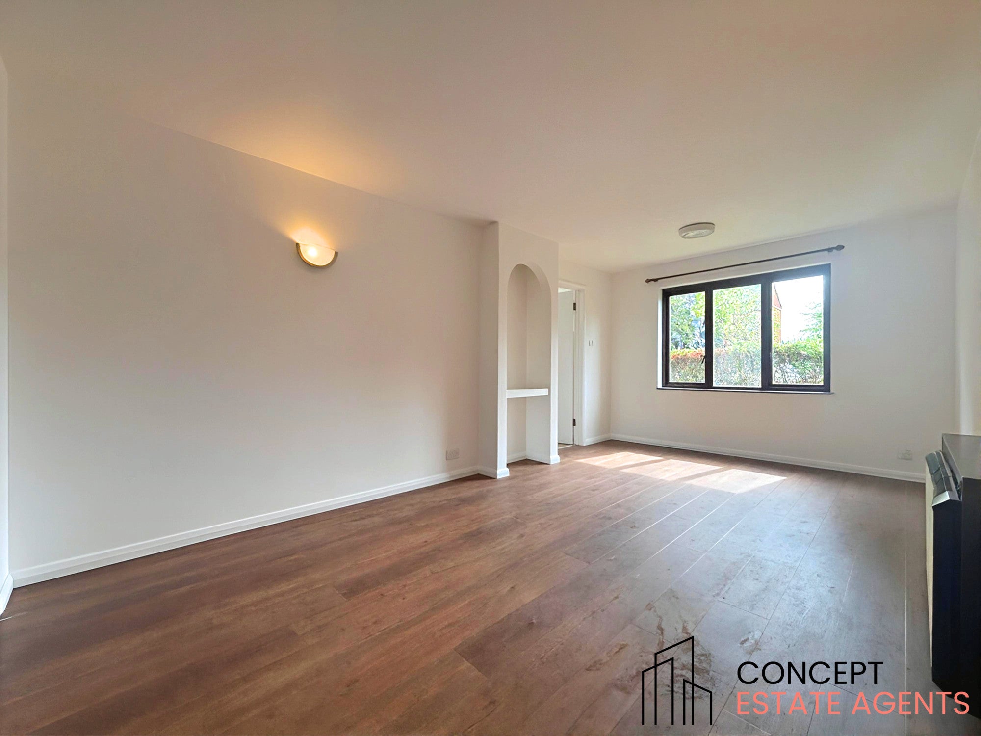 Flat Pelham Road in Greater London