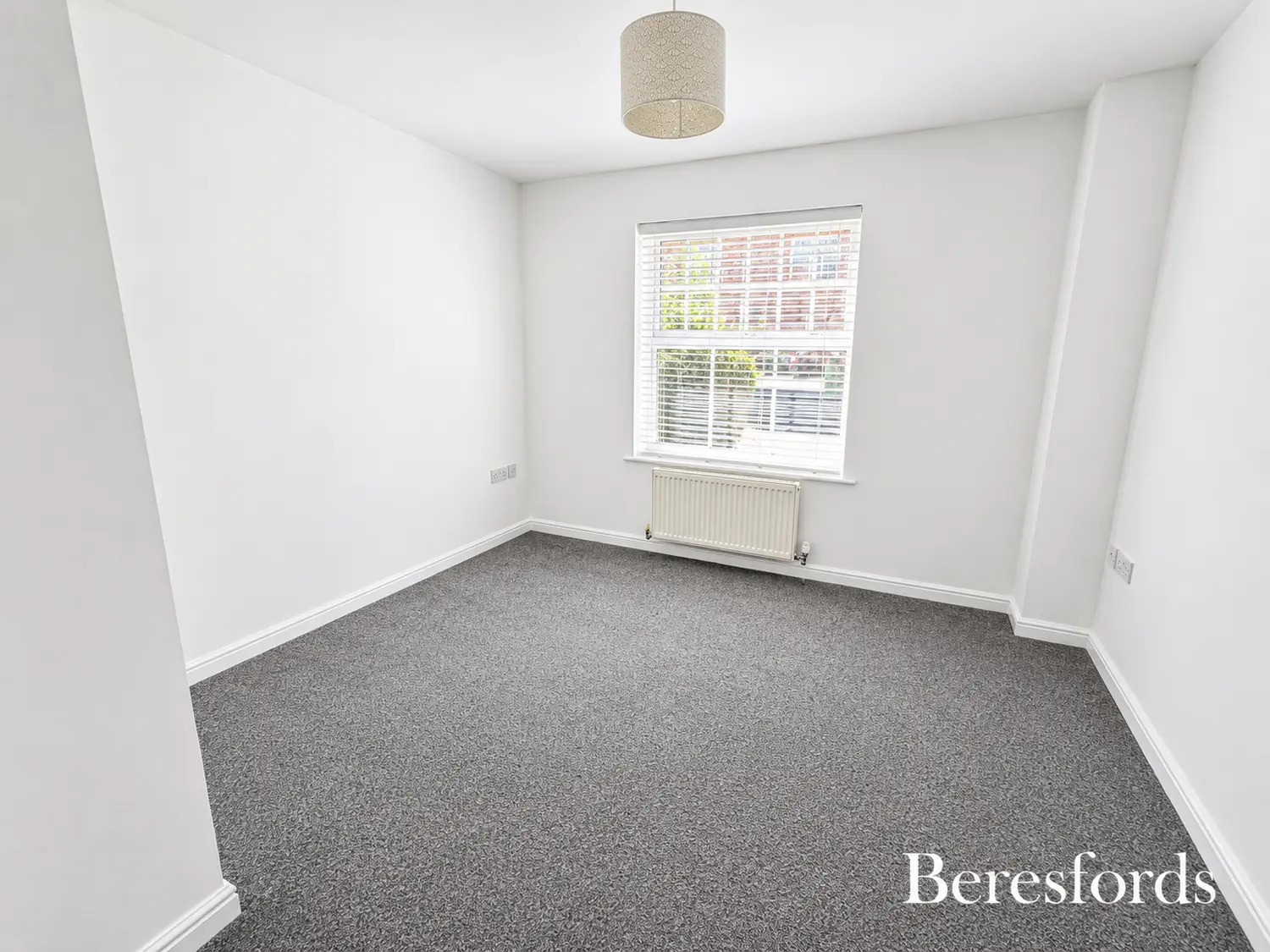 Flat Malyon Close in Braintree