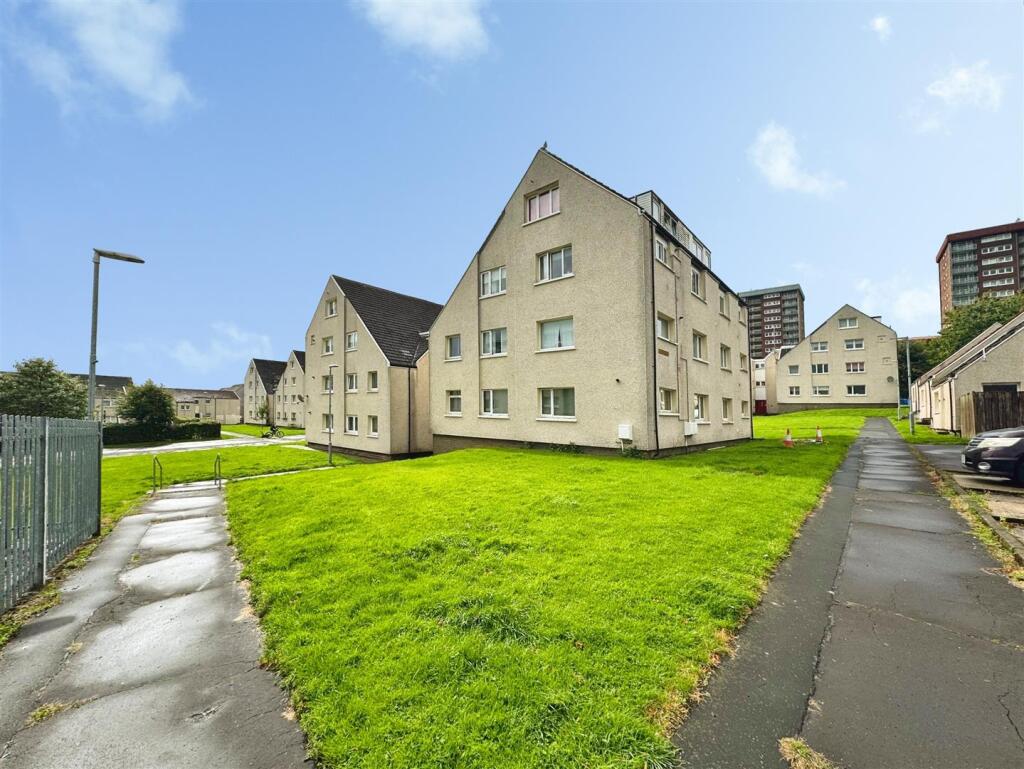 Flat Cornock Street in Clydebank