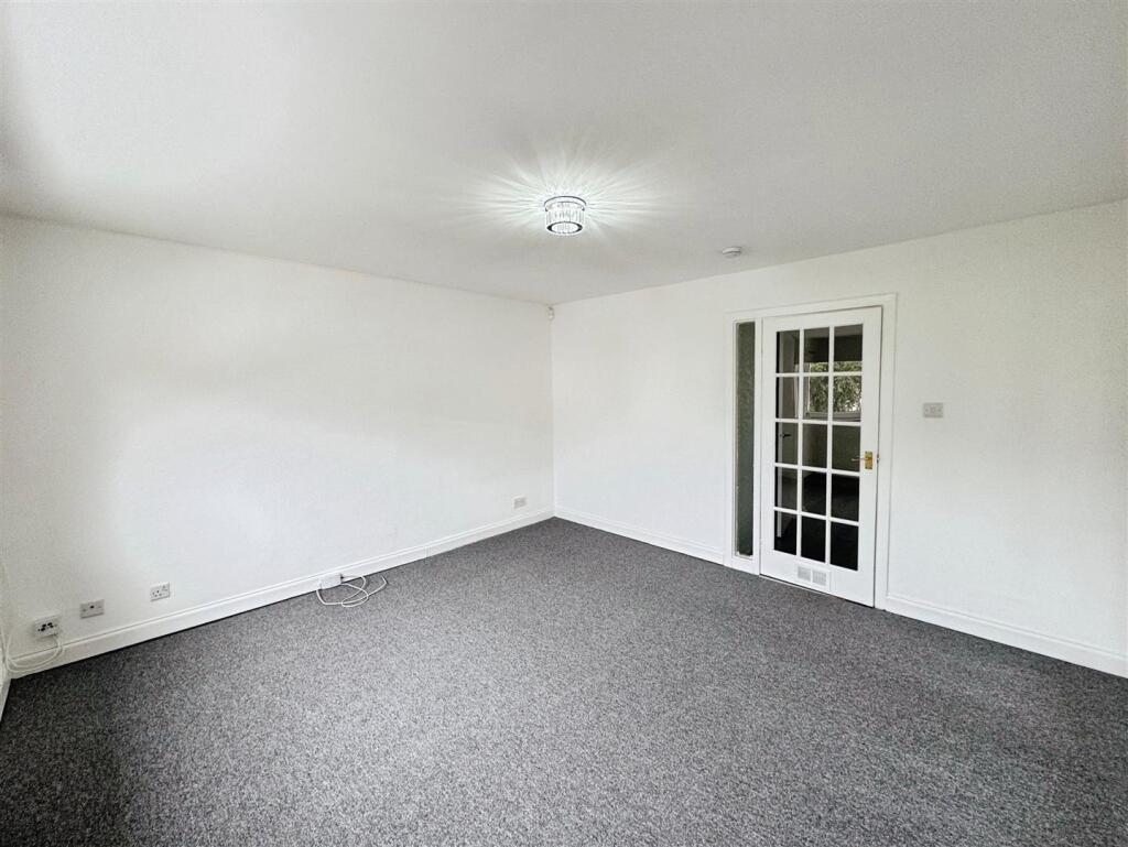 Flat Cornock Street in Clydebank