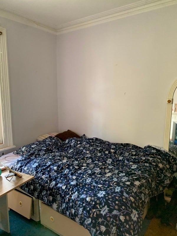 Room Morshead Road in City of Westminster