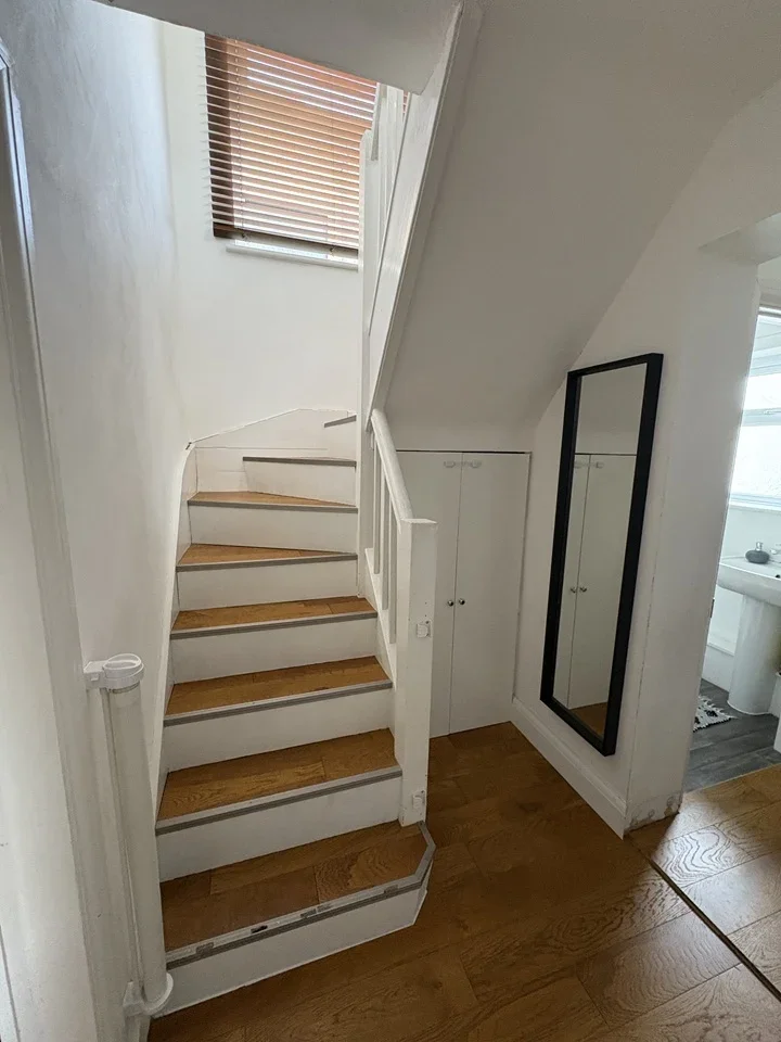 House Diban Avenue in Greater London