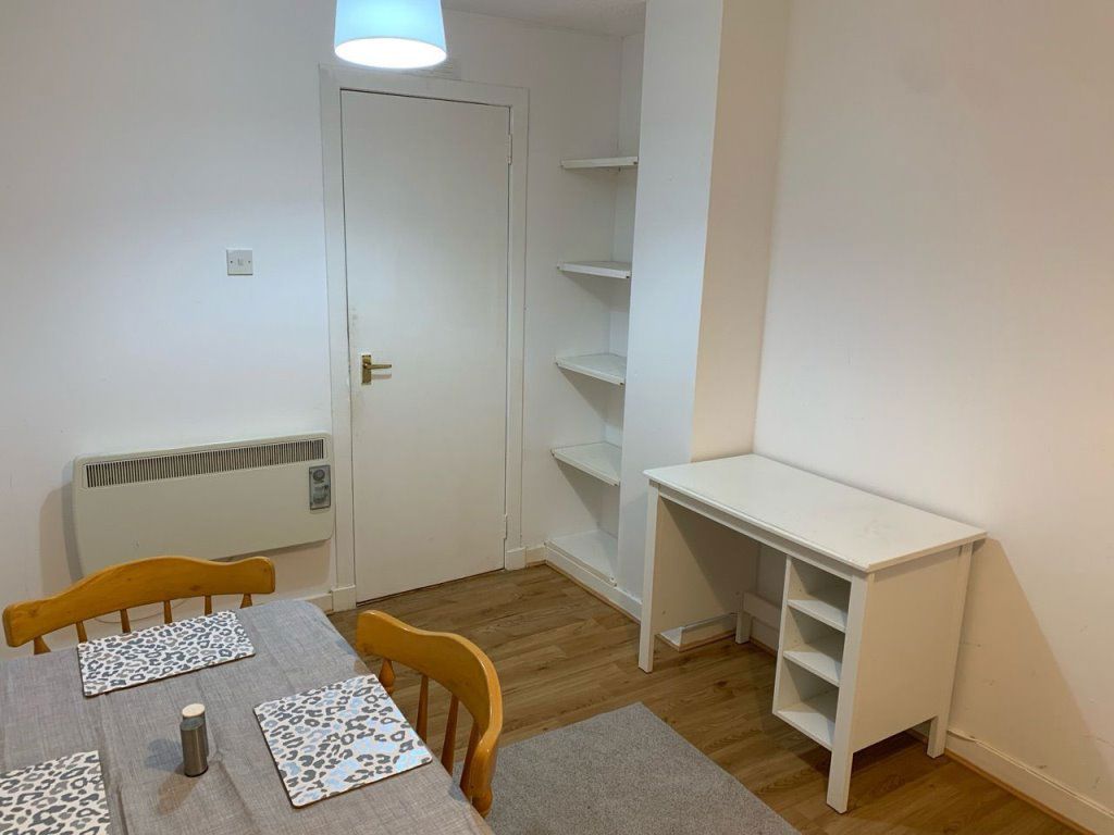 Flat Seagate in Dundee