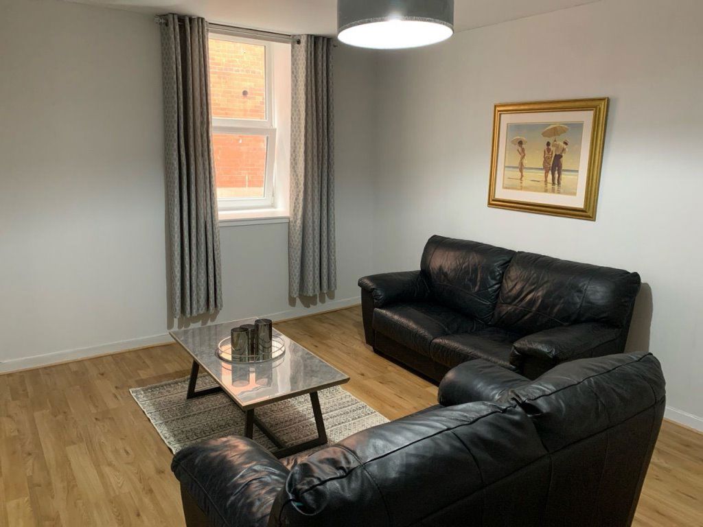 Flat Seagate in Dundee