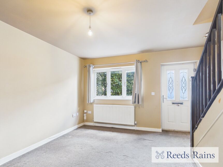 House Dagenham Road in Greater London