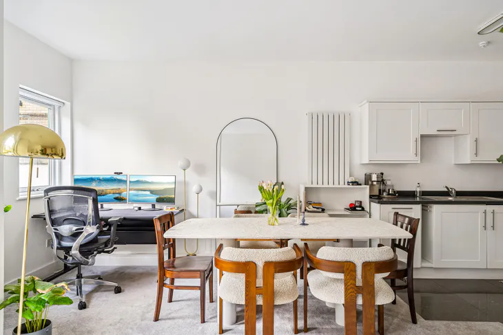 Flat Kensington Gardens Square in City of Westminster