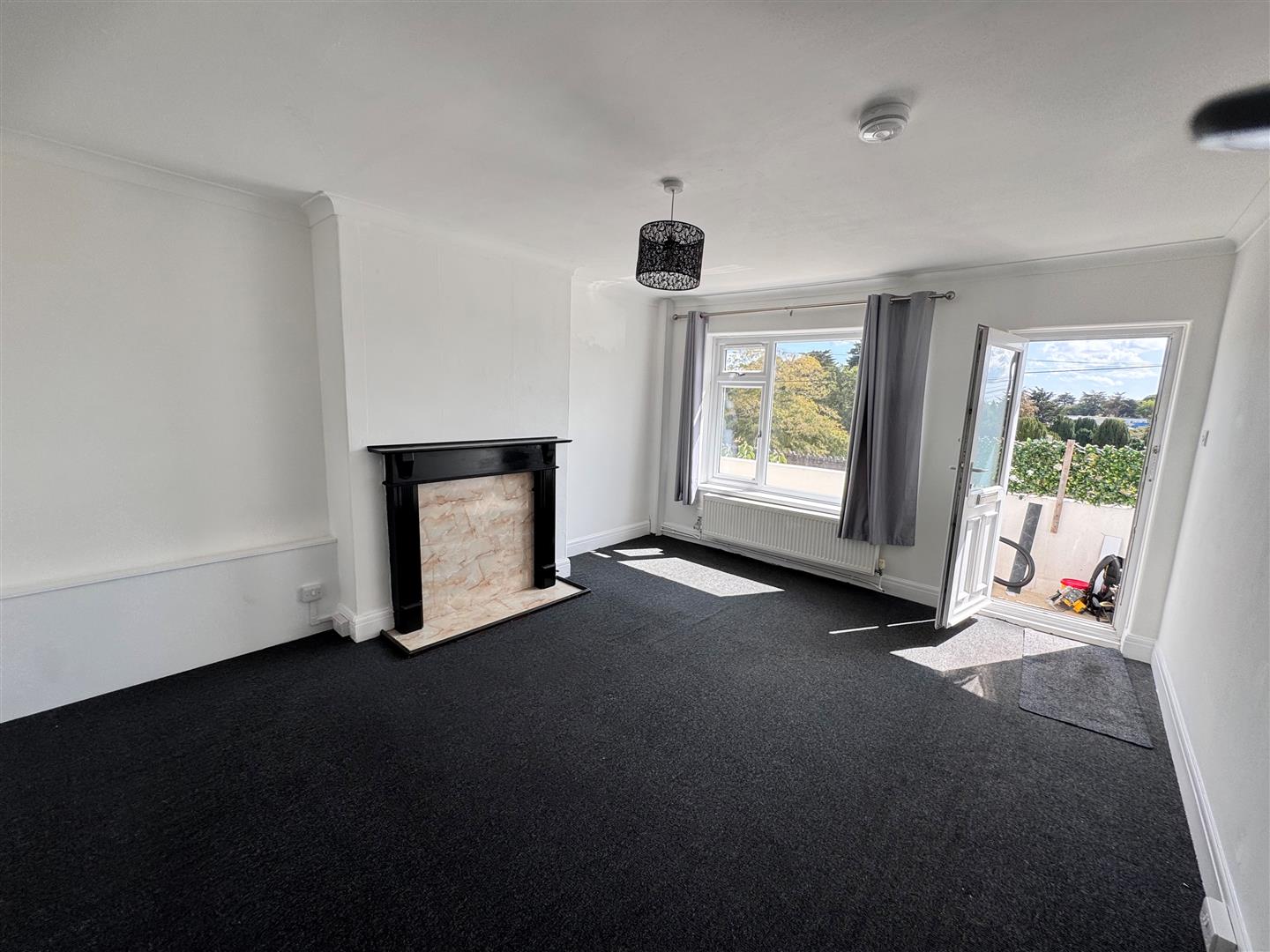 Flat Hele Road in Torquay
