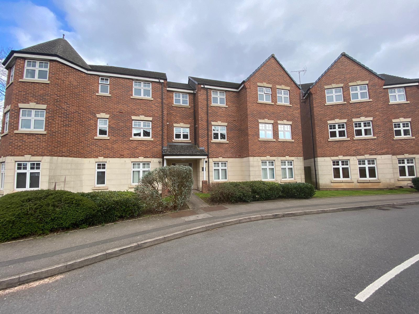 Flat Brandwood Crescent in Birmingham