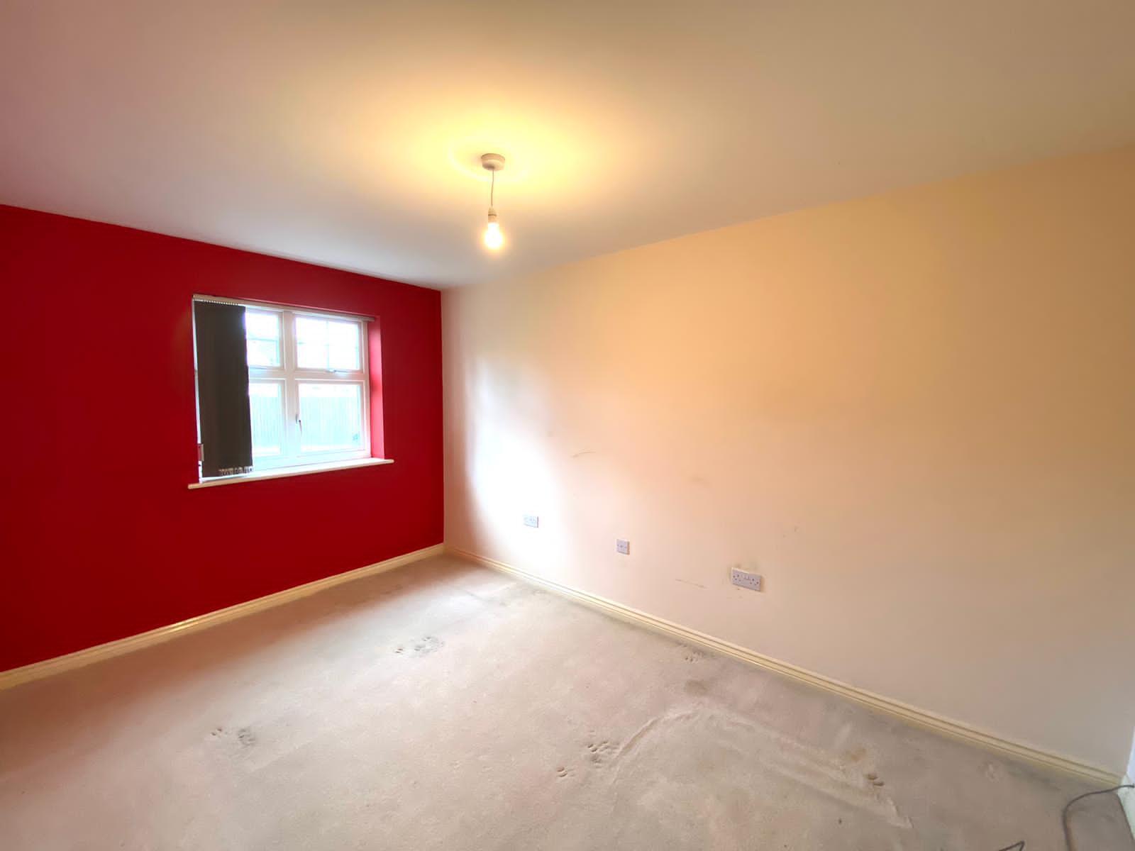 Flat Brandwood Crescent in Birmingham