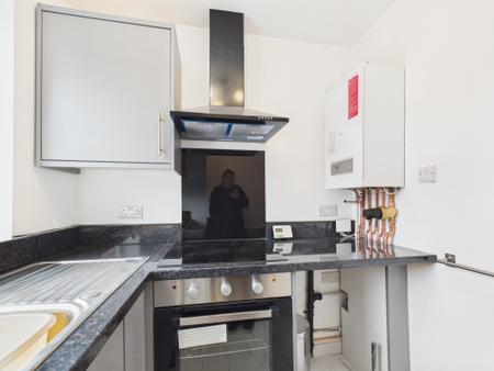 Flat Lostock Avenue in Warrington