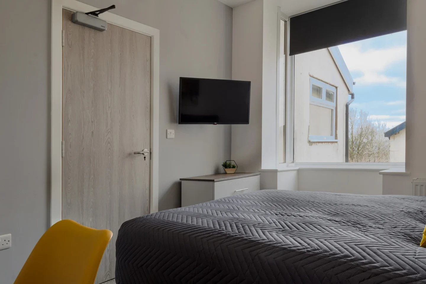 Room Mount Road in Burnley