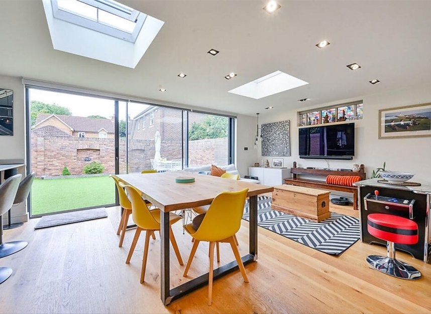 House Salamander Close in Greater London