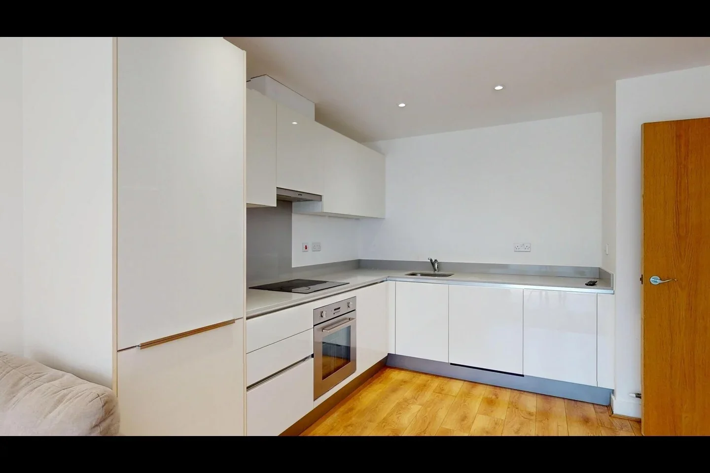 Flat College Road in Greater London