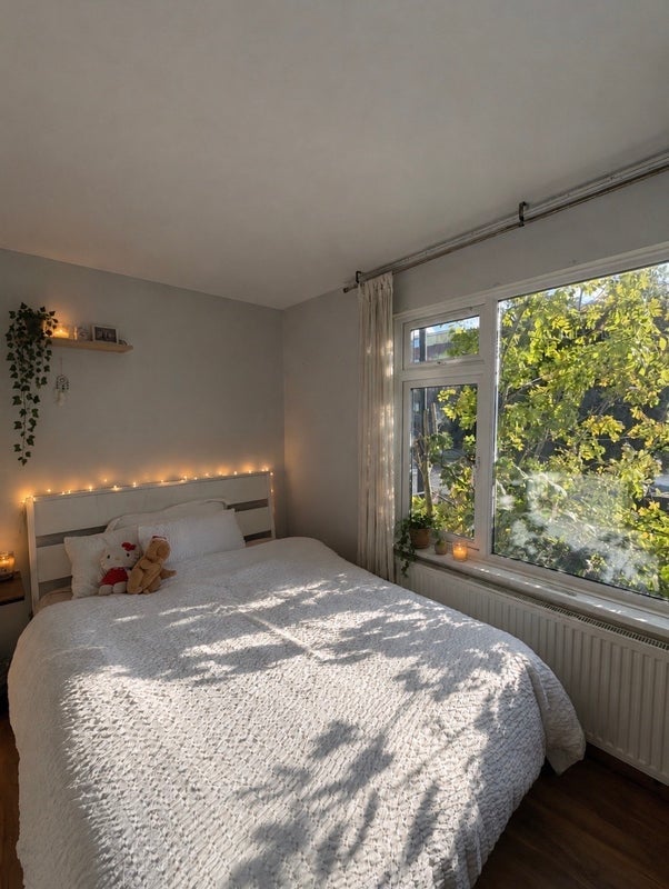 Room Aylmer Road in Greater London