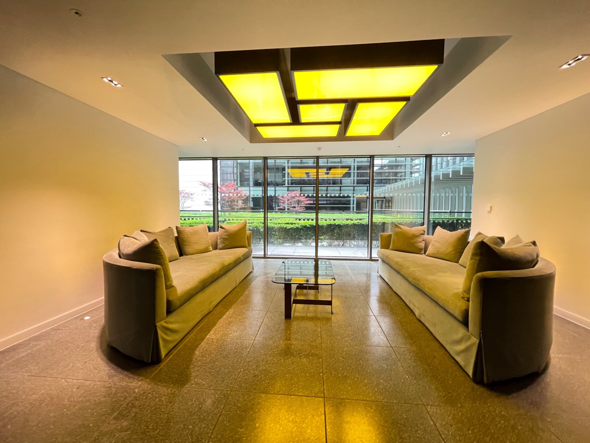 Flat Hampstead Road in Greater London