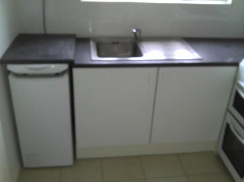 Flat Livingstone Road in Greater London