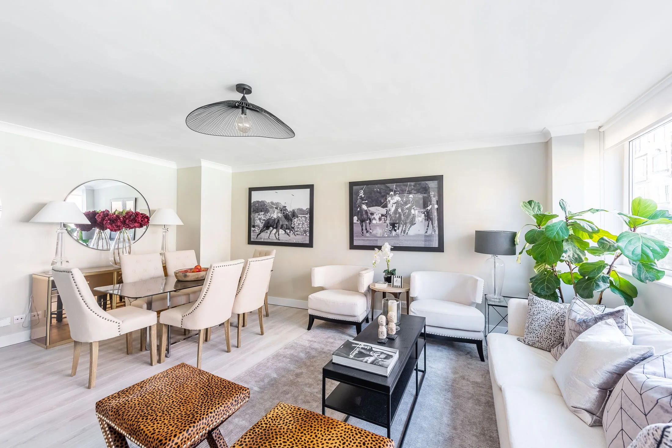 Flat Lower Sloane Street in Greater London