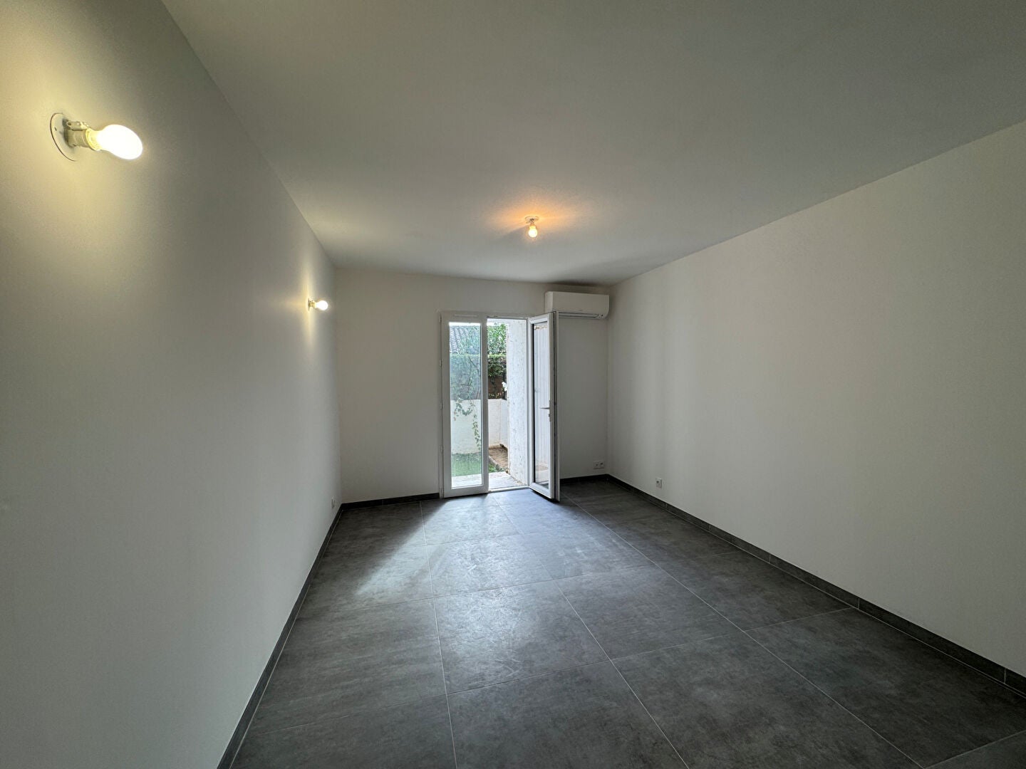 Appartement Route d'Alès à Nîmes