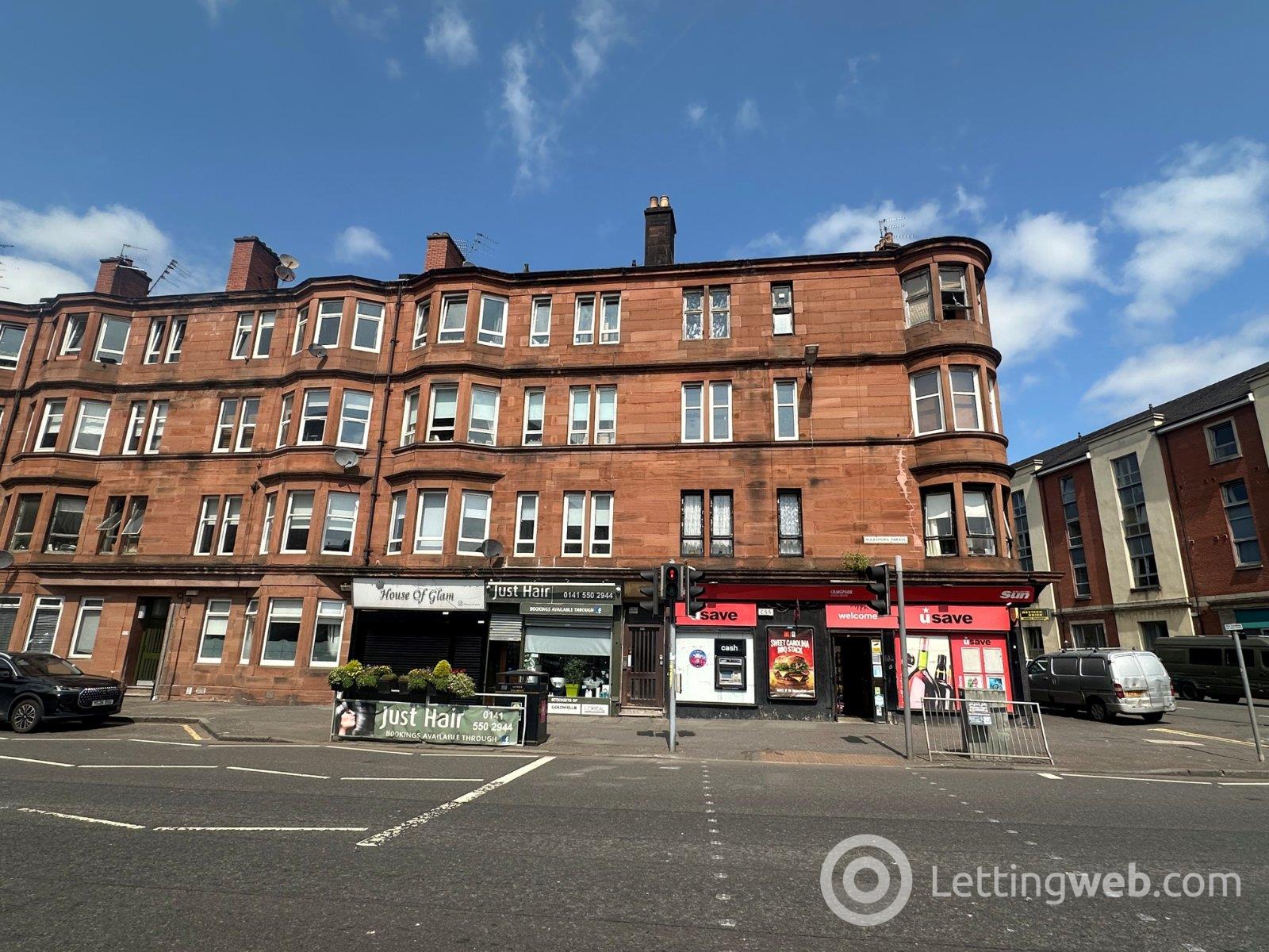 Flat Alexandra Parade in Glasgow