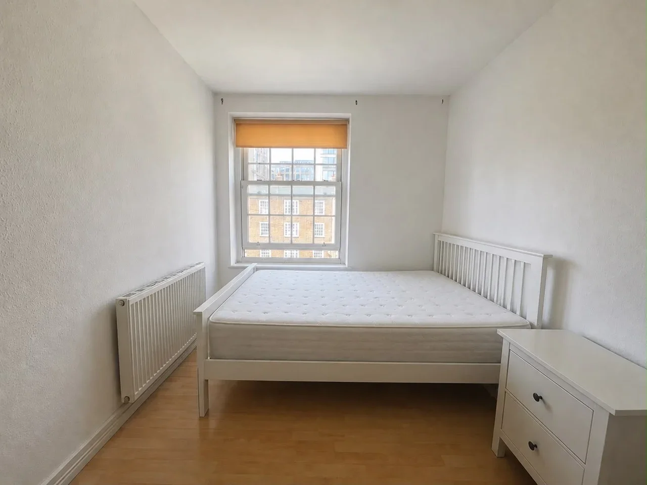 Room Wickham Street in Greater London