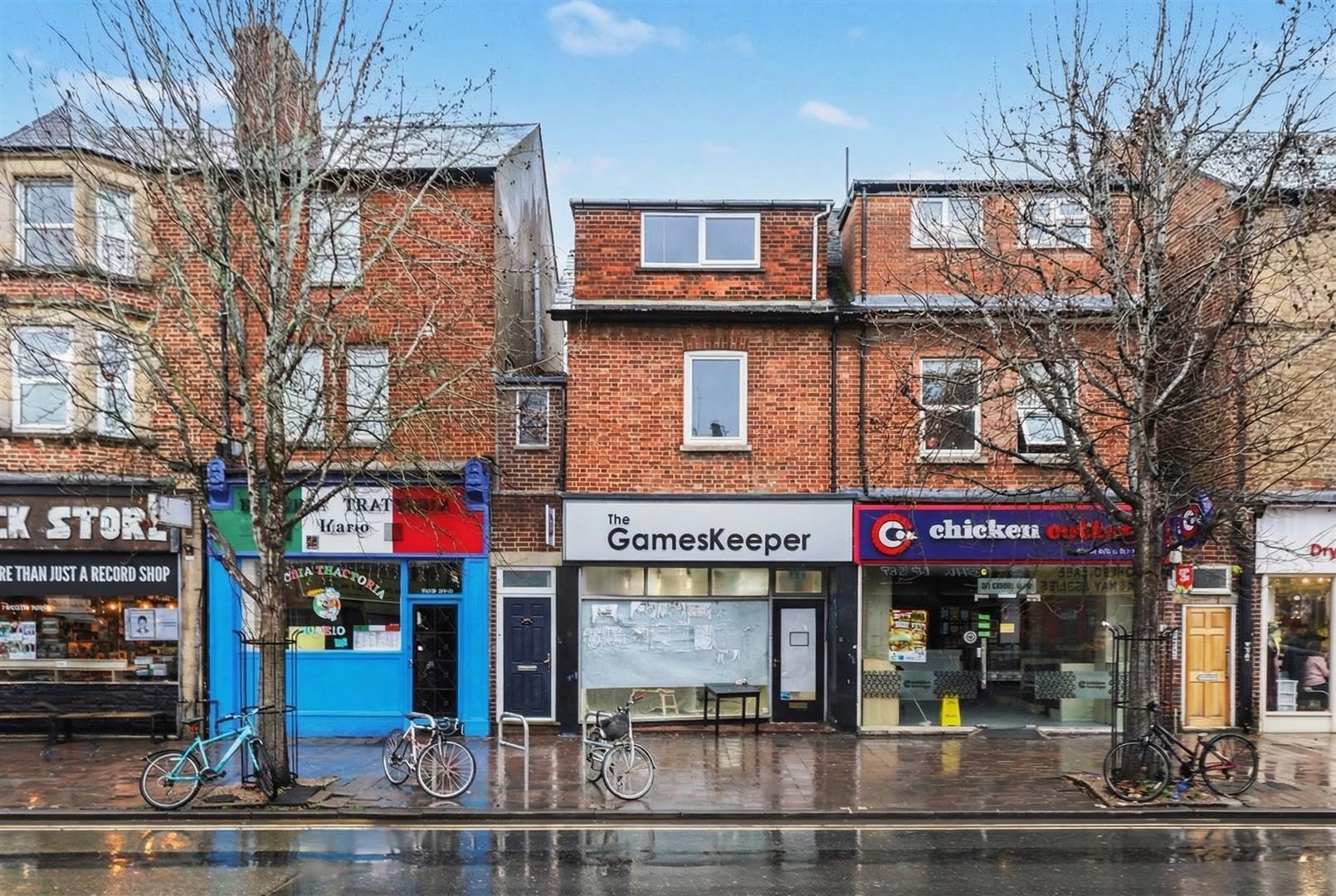Flat Cowley Road in Oxford