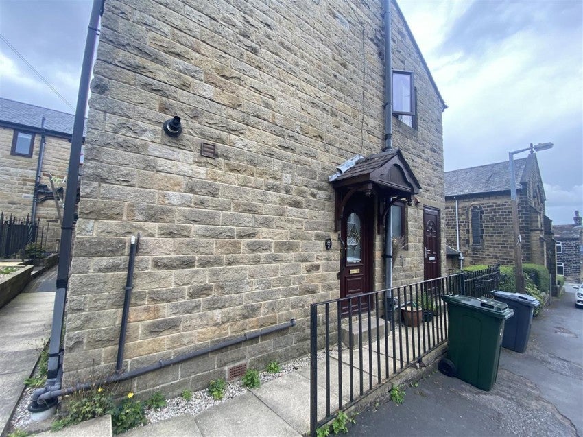 Flat Albion Street in Bradford